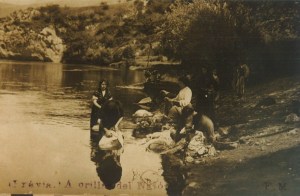 mujeres-lavando-en-el-nalon